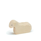 Lamm liegend